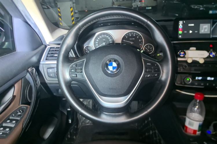 Used BMW 3 Series 2019 320Li Fashion Model Steering Wheel