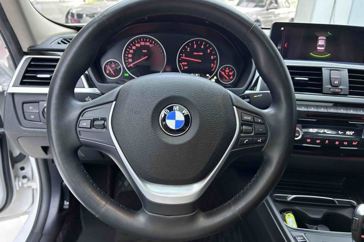 Used BMW 3 Series 2019 320Li Fashion Model Steering Wheel