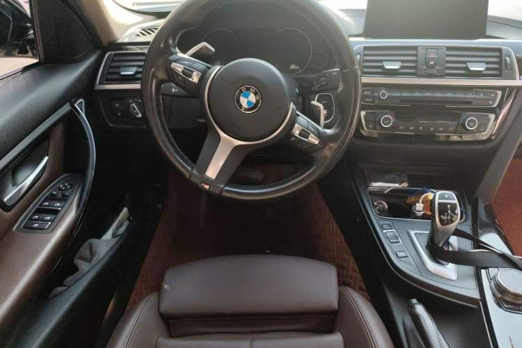 Used BMW 3 Series 2019 320Li M Luxury Package Steering Wheel