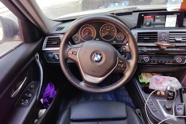 Used BMW 3 Series 2019 320Li Fashion Model Steering Wheel