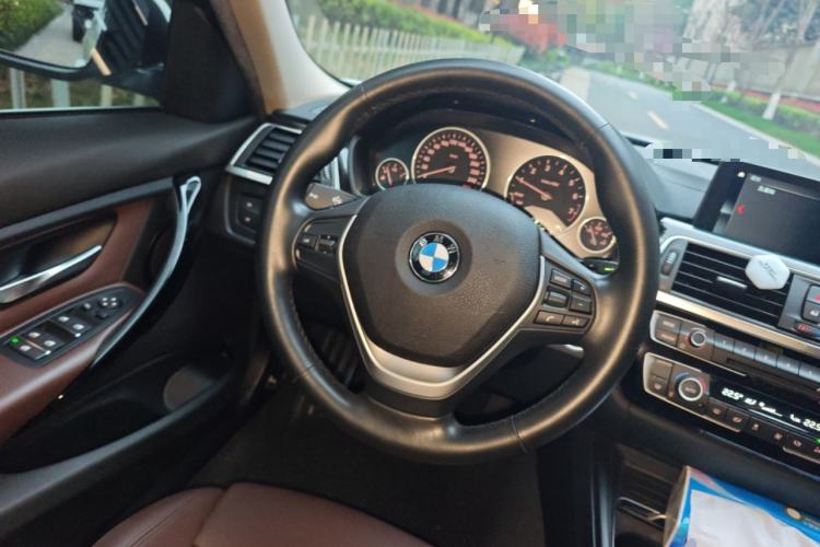 Used BMW 3 Series 2019 320Li Fashion Model Steering Wheel