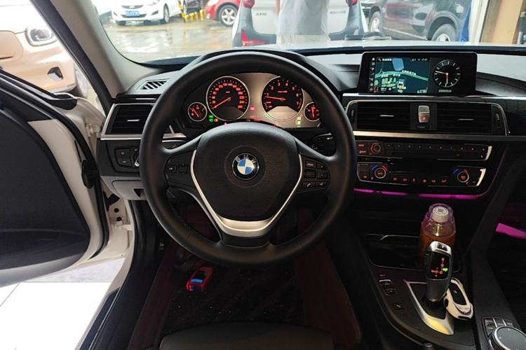 Used BMW 3 Series 2019 320Li Fashion Model Steering Wheel