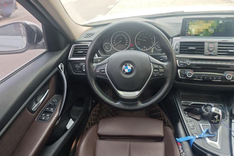 Used BMW 3 Series 2019 320Li Fashion Model Steering Wheel