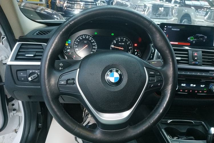 Used BMW 3 Series 2019 320Li xDrive Fashion Model Steering Wheel