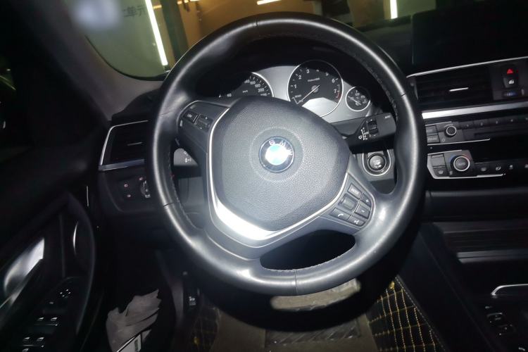 Used BMW 3 Series 2019 320Li Fashion Model Steering Wheel