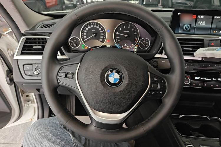 Used BMW 3 Series 2019 320Li Fashion Model Steering Wheel