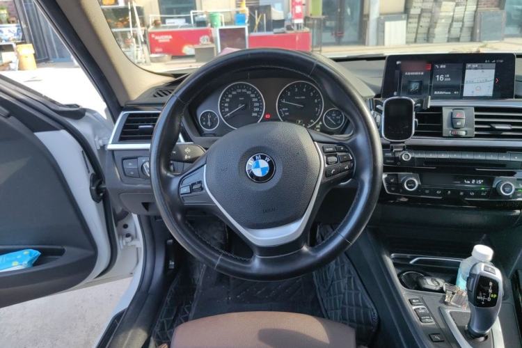 Used BMW 3 Series 2019 320Li Fashion Model Steering Wheel