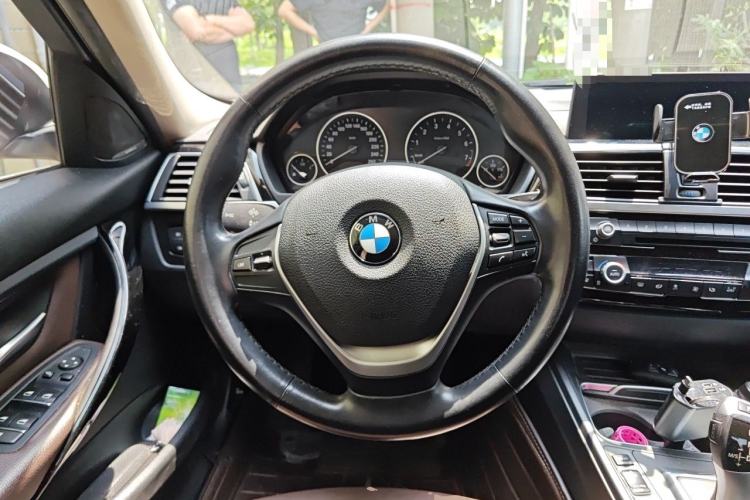 Used BMW 3 Series 2019 320Li Fashion Model Steering Wheel
