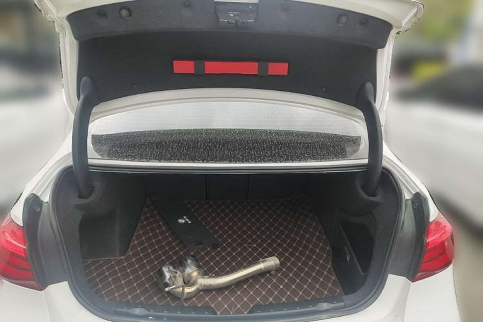 Used BMW 3 Series 2019 320Li M Sport Package Trunk