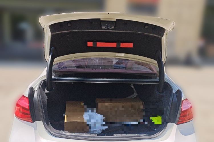 Used BMW 3 Series 2019 320Li M Sport Package Trunk