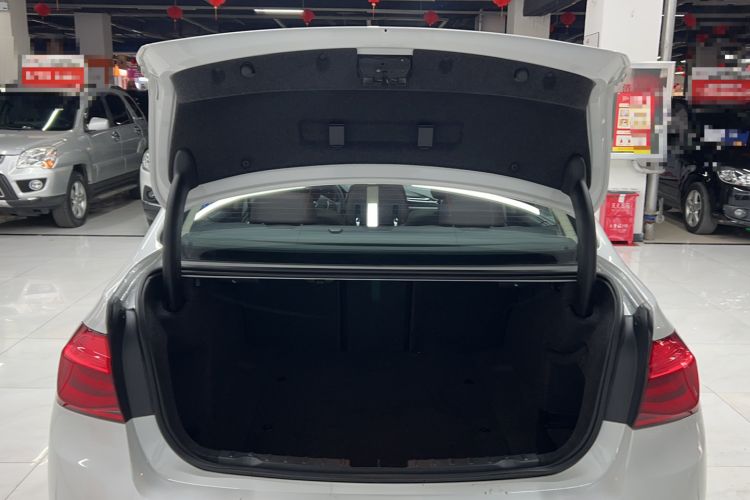Used BMW 3 Series 2019 320Li xDrive Fashion Model Trunk