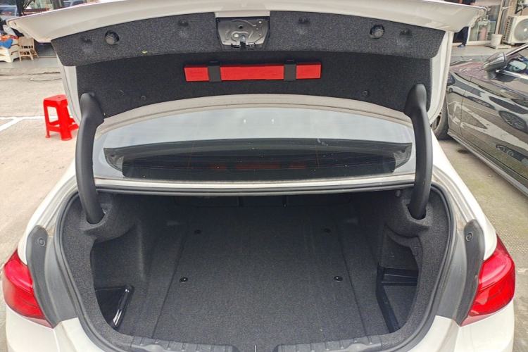 Used BMW 3 Series 2019 320Li Fashion Model Trunk