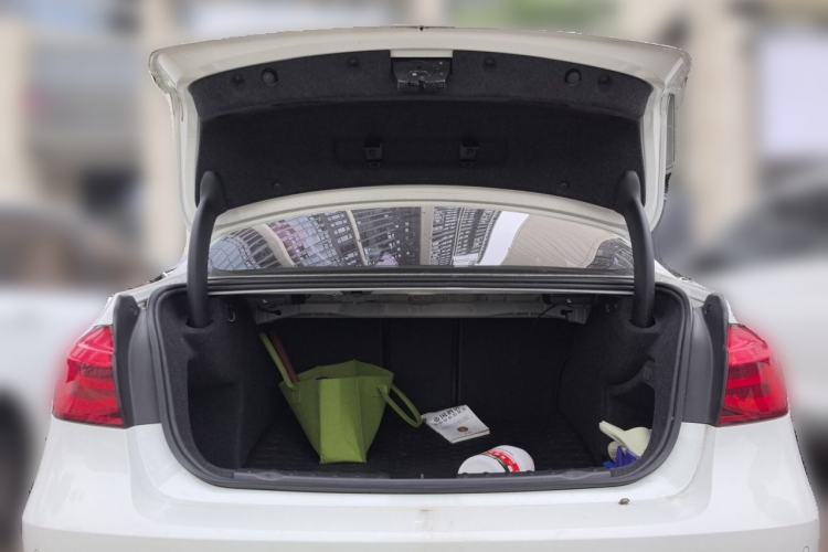 Used BMW 3 Series 2019 320Li M Sport Package Trunk