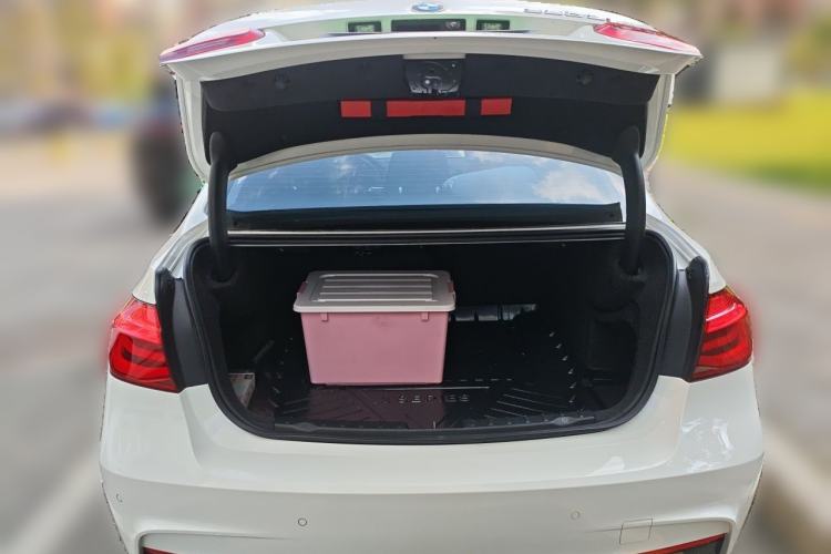 Used BMW 3 Series 2019 320Li M Sport Package Trunk