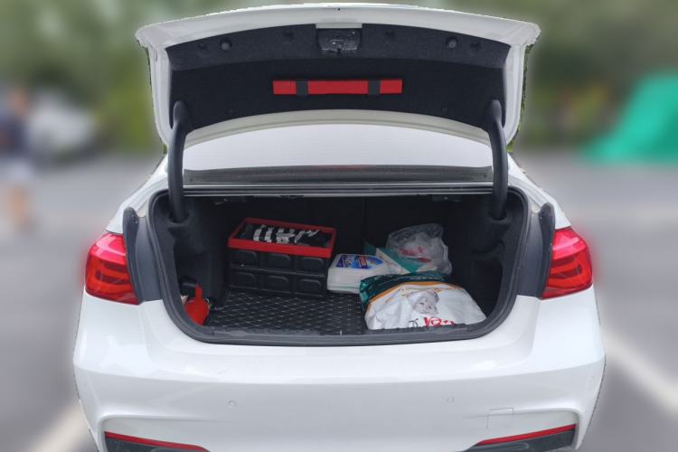 Used BMW 3 Series 2019 320Li M Sport Package Trunk
