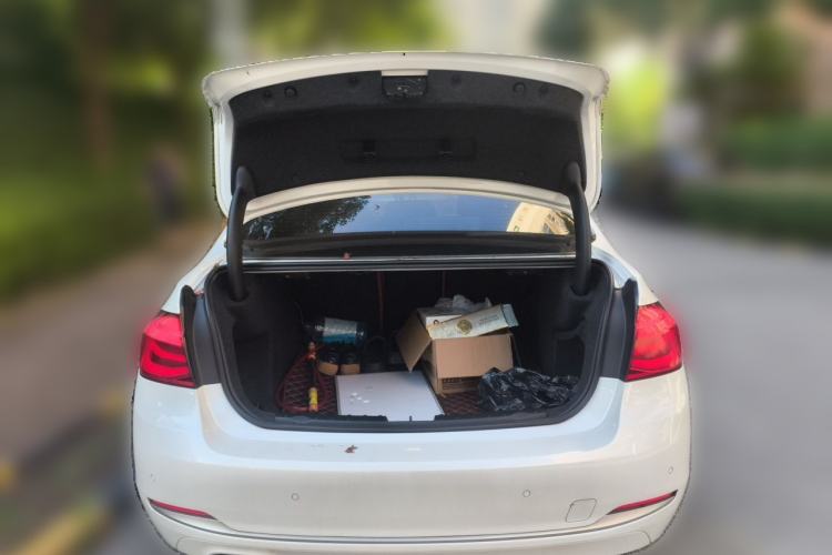 Used BMW 3 Series 2019 320Li Fashion Model Trunk