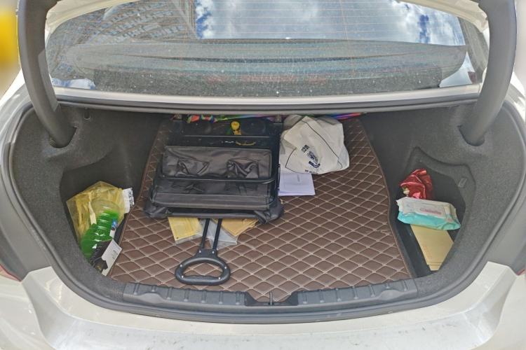 Used BMW 3 Series 2019 320Li Fashion Model Trunk