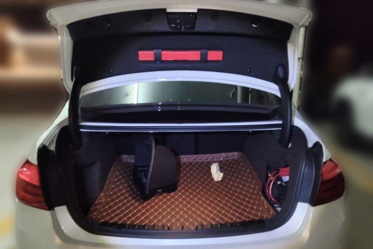Used BMW 3 Series 2019 320Li Fashion Model Trunk