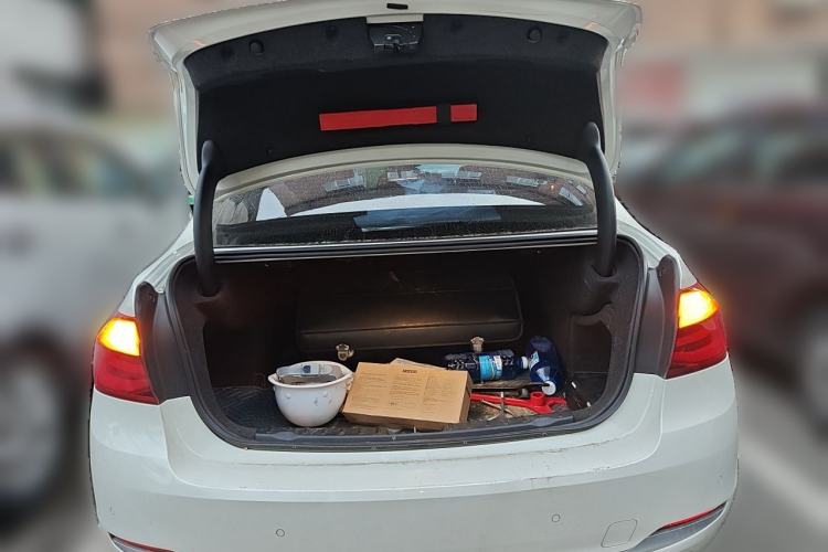 Used BMW 3 Series 2019 320Li Fashion Model Trunk