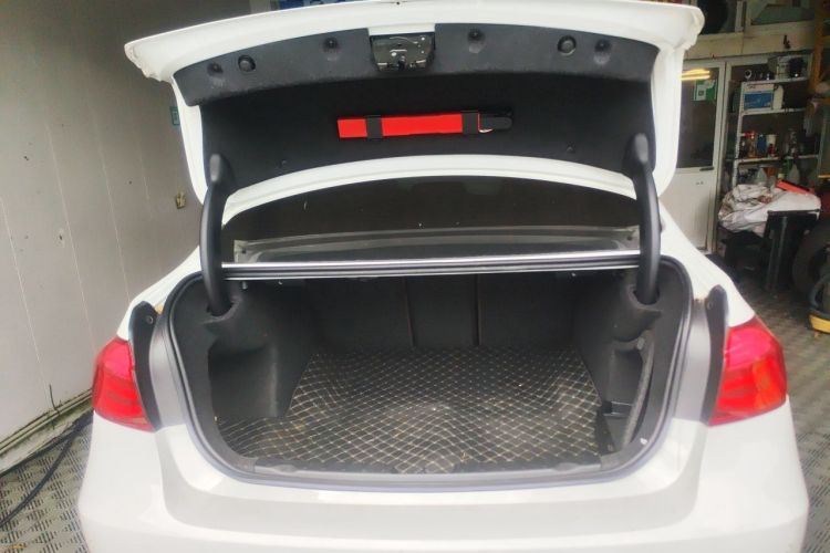 Used BMW 3 Series 2019 320Li M Sport Package Trunk