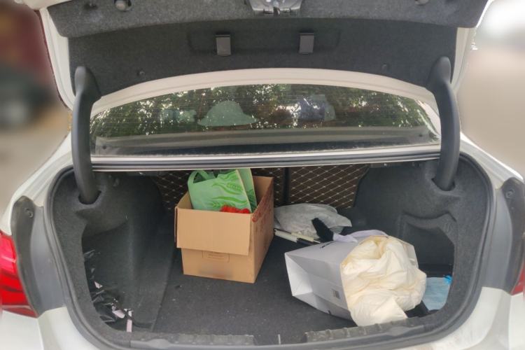 Used BMW 3 Series 2019 320Li Fashion Model Trunk