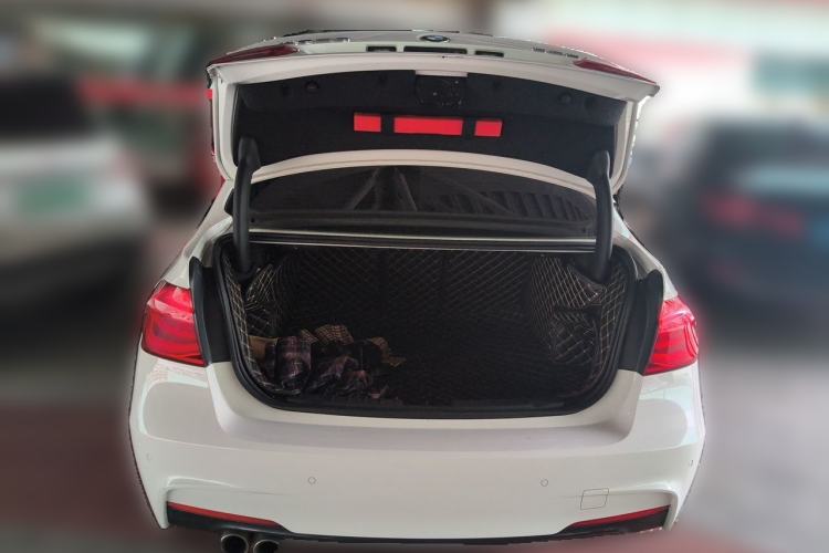 Used BMW 3 Series 2019 320Li M Sport Package Trunk