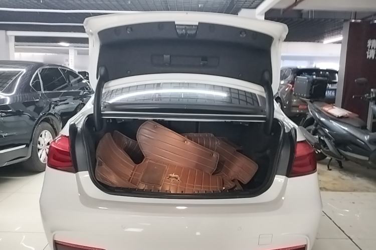 Used BMW 3 Series 2019 320Li M Luxury Package Trunk