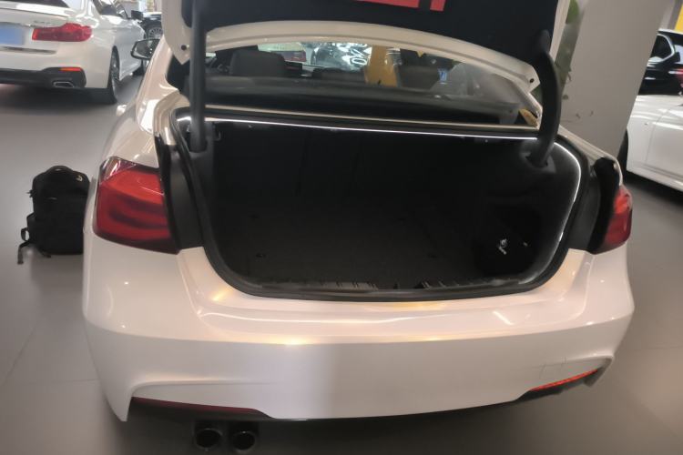 Used BMW 3 Series 2019 320i M Sport Night Edition Trunk