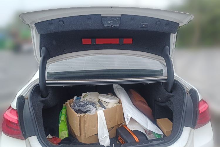 Used BMW 3 Series 2019 320Li Fashion Model Trunk