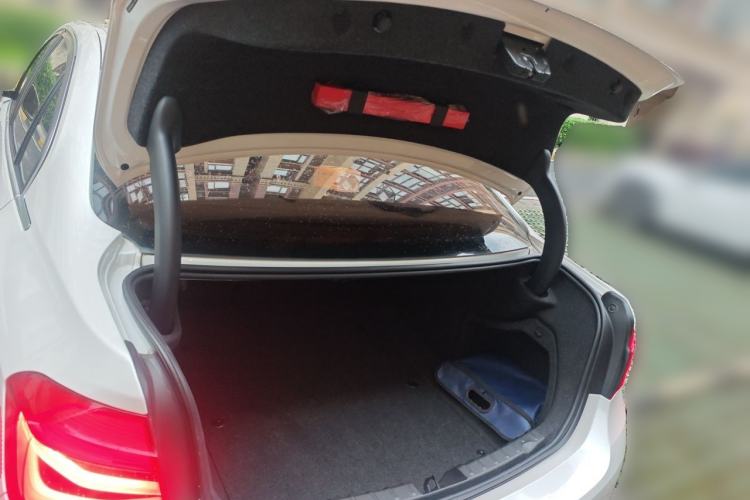 Used BMW 3 Series 2019 320Li Fashion Model Trunk