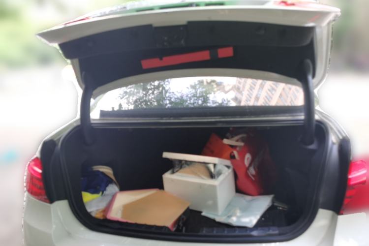 Used BMW 3 Series 2019 320Li Fashion Model Trunk