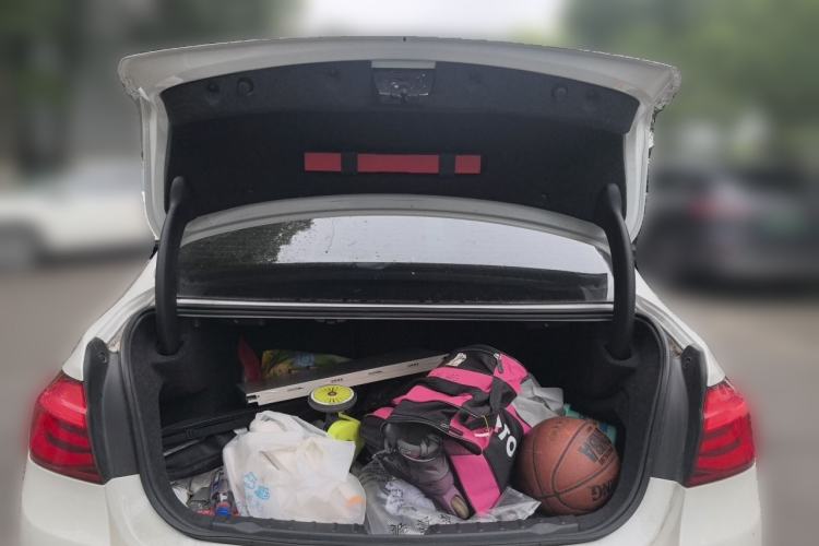 Used BMW 3 Series 2019 320Li Fashion Model Trunk
