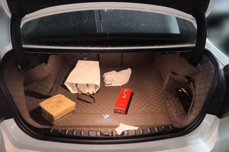 Used BMW 3 Series 2019 320Li Fashion Model Trunk