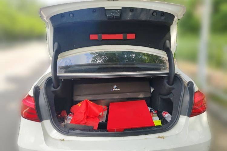 Used BMW 3 Series 2019 320Li M Luxury Package Trunk