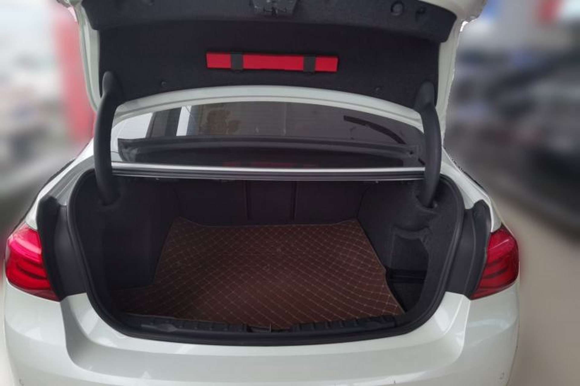 Used BMW 3 Series 2019 320Li Fashion Model Trunk
