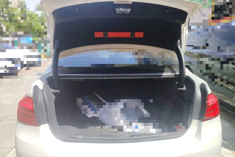 Used BMW 3 Series 2019 320Li Fashion Model Trunk