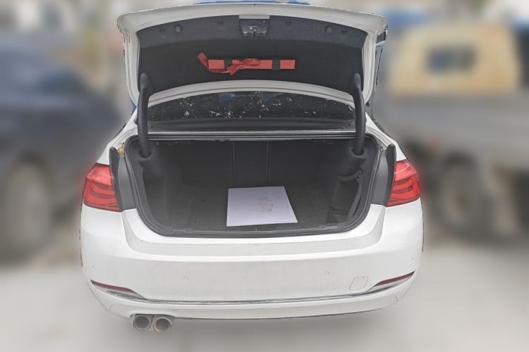 Used BMW 3 Series 2019 320Li Fashion Model Trunk