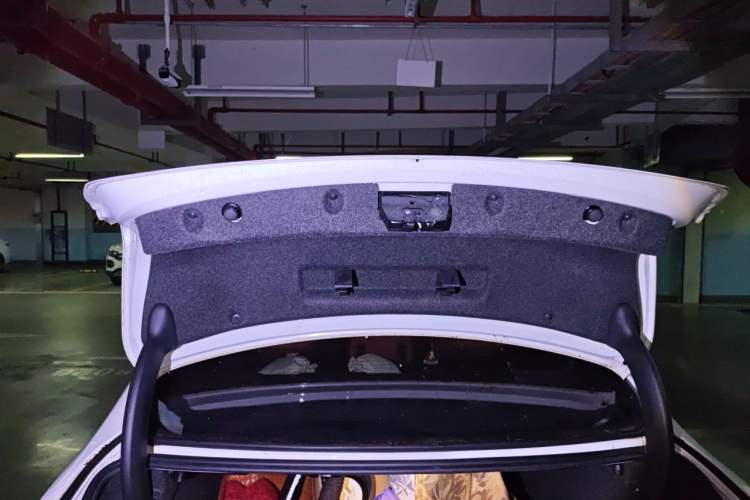 Used BMW 3 Series 2019 320i M Sport Night Edition Trunk