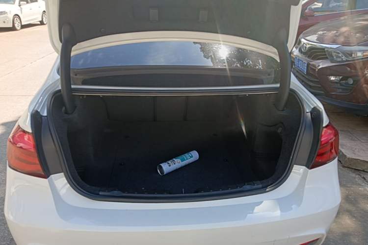 Used BMW 3 Series 2019 320Li M Sport Night Edition Trunk