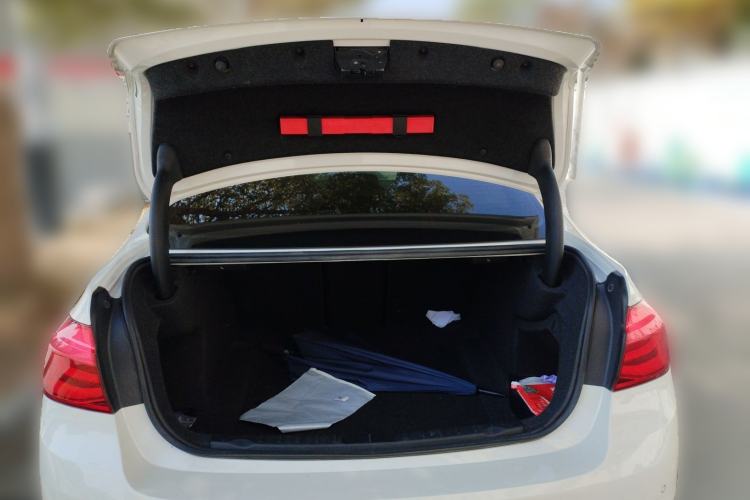 Used BMW 3 Series 2019 320Li Fashion Model Trunk