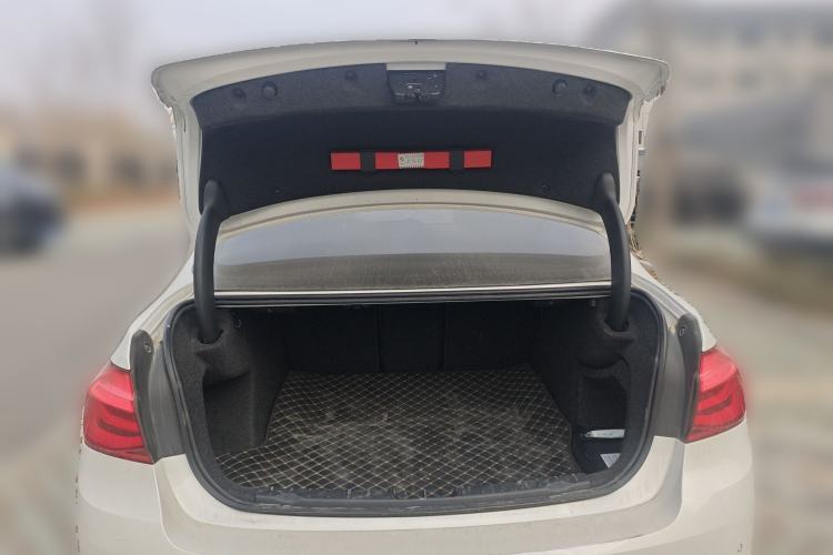 Used BMW 3 Series 2019 320Li Fashion Model Trunk