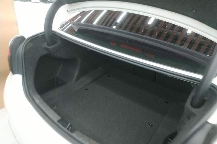 Used BMW 3 Series 2019 320Li xDrive Fashion Model Trunk