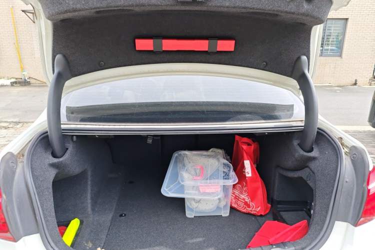 Used BMW 3 Series 2019 320Li Fashion Model Trunk