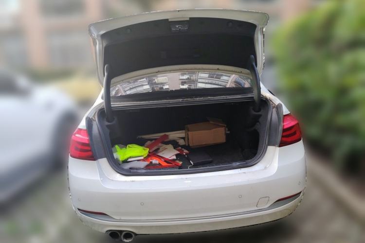 Used BMW 3 Series 2019 320Li Fashion Model Trunk