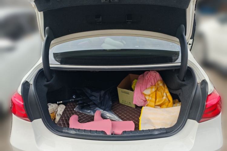 Used BMW 3 Series 2019 320Li M Sport Package Trunk