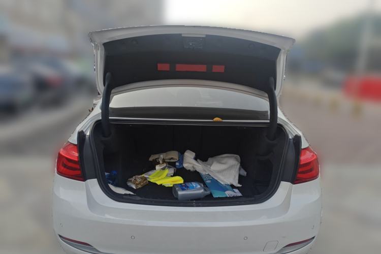 Used BMW 3 Series 2019 320Li Fashion Model Trunk