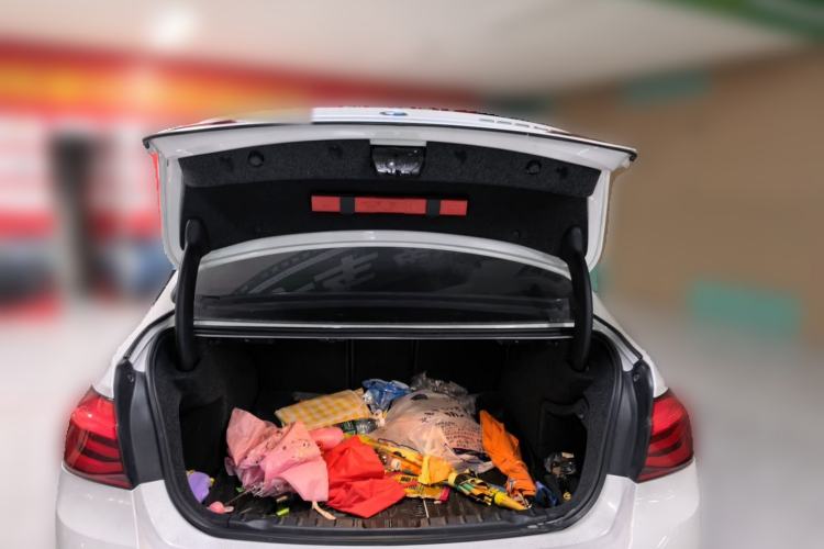 Used BMW 3 Series 2019 320Li Fashion Model Trunk