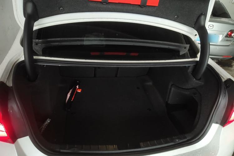Used BMW 3 Series 2019 320Li Fashion Model Trunk