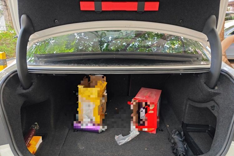 Used BMW 3 Series 2019 320Li Fashion Model Trunk