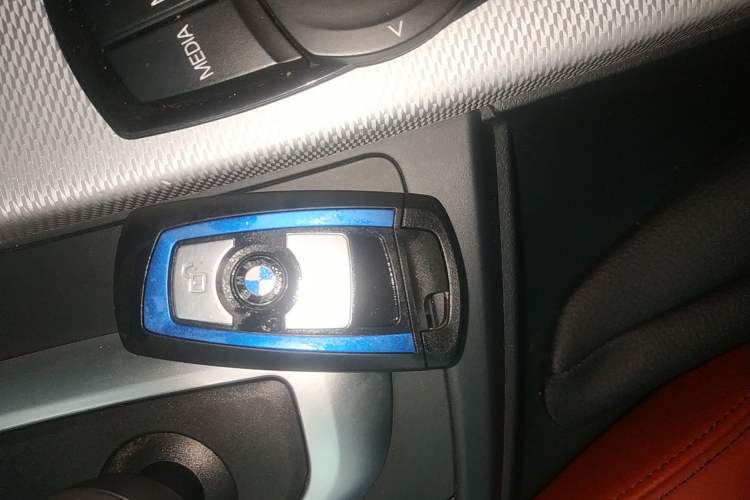 Used BMW 3 Series 2019 320i M Sport Package Vehicle Key